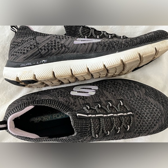 Memory foam sketchers - Picture 3 of 8